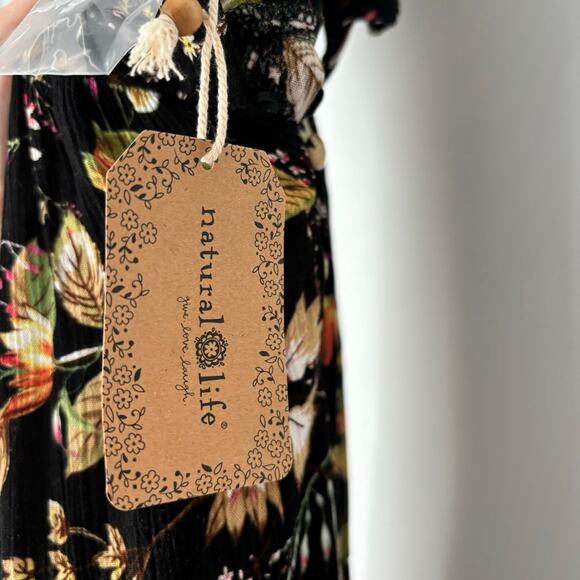 Natural Life HALLE Black Colorful Floral Ruffle
Hem Halter Neck Maxi Dress NWT - Picture 4 of 5
